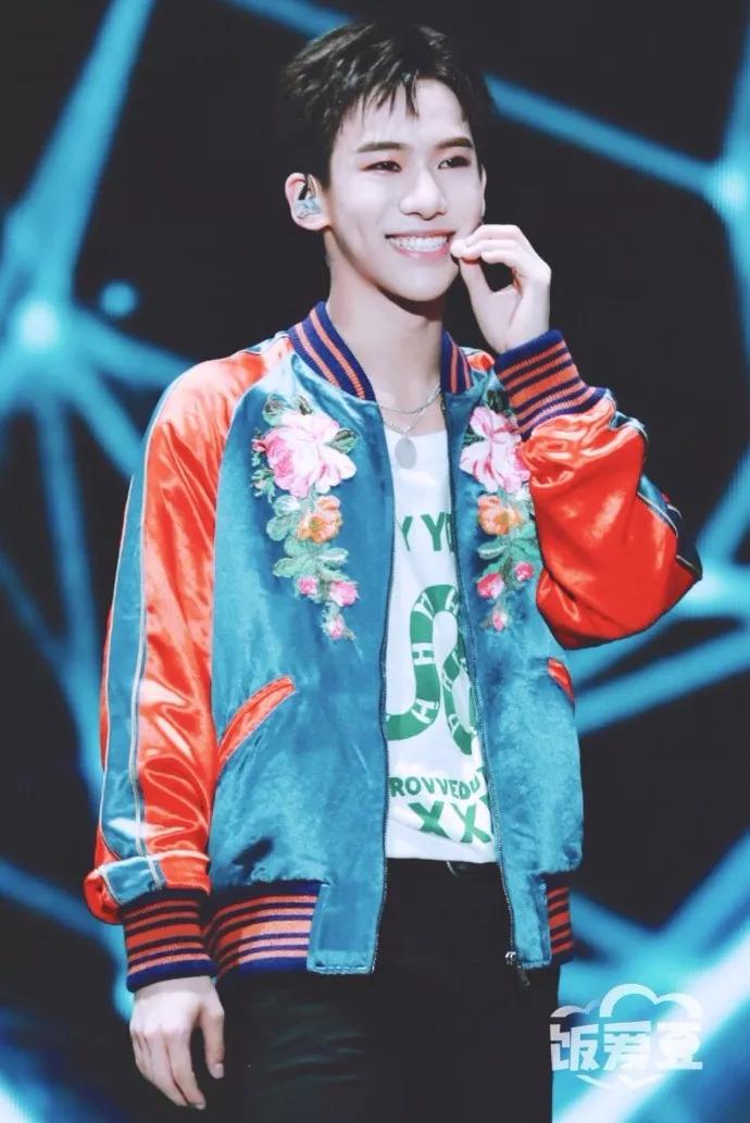 乐华七子采访范丞丞突然看镜头,next乐华七子巡演黄明昊范丞丞