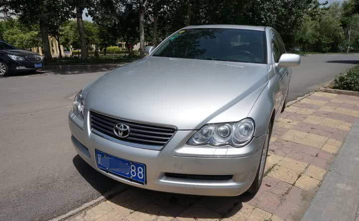 25万公里丰田锐志，油耗比宝马530还要高？