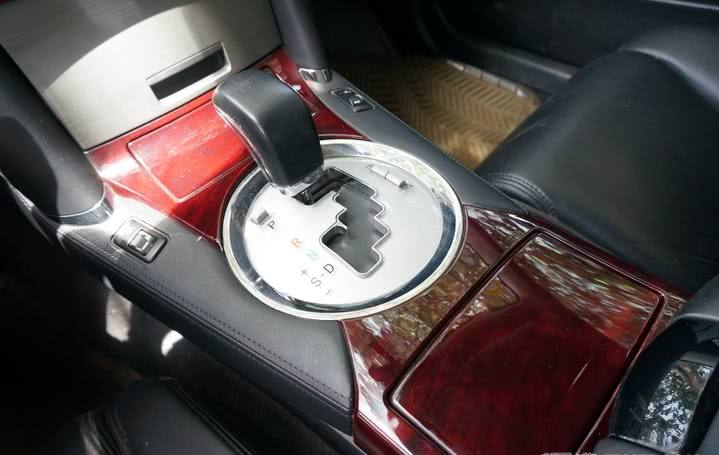 25万公里丰田锐志，油耗比宝马530还要高？