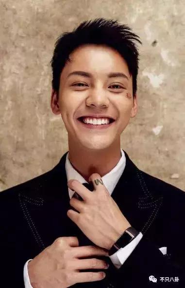 不努力就要继承家业的人,没有努力就得继承家产的明星