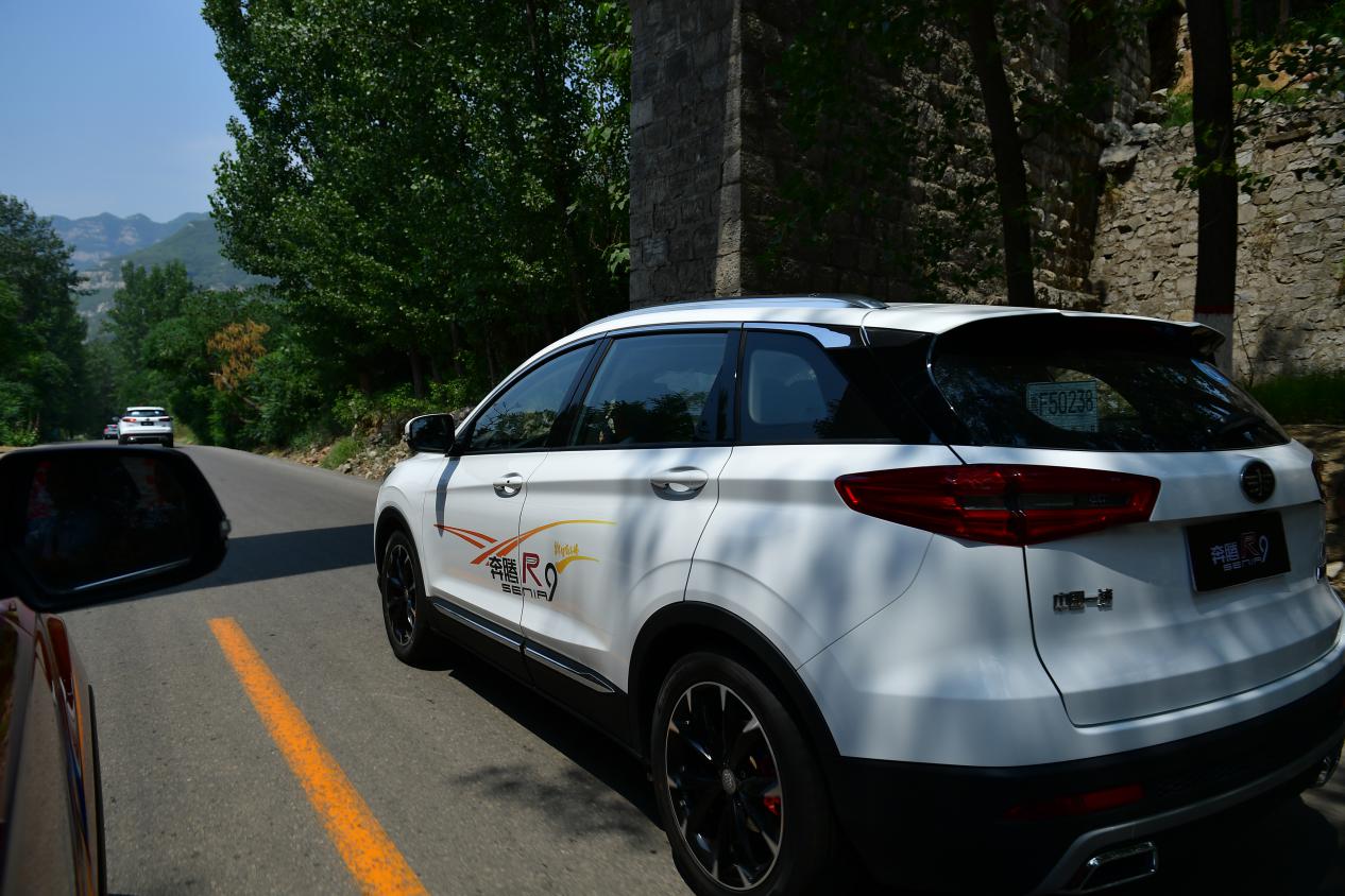 奔腾SENIAR9开起来到底怎么样?有实力挑战博越、宝骏530