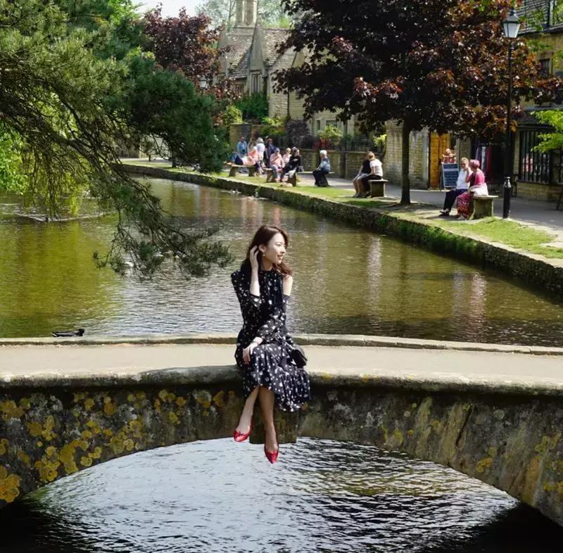 高帮小白鞋女款2020真皮平底鞋,入手一双软底软面平底小白鞋