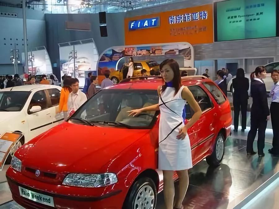 十五年前我在卖菲亚特的时候,就预见了它今天的宿命|汽车真实故事