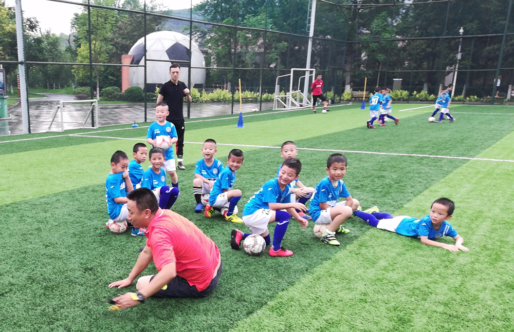 快乐足球训练营,快乐足球训练攻略