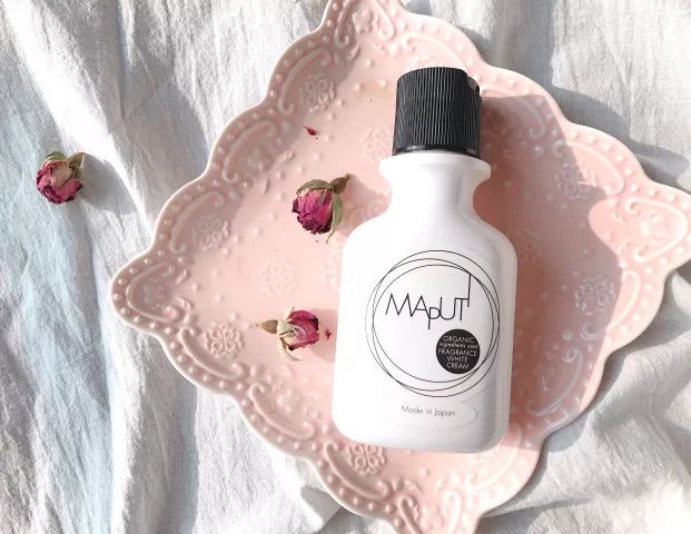 告别小尴尬～日本女*爱性**用好物，抹一抹4周白嫩如少女！