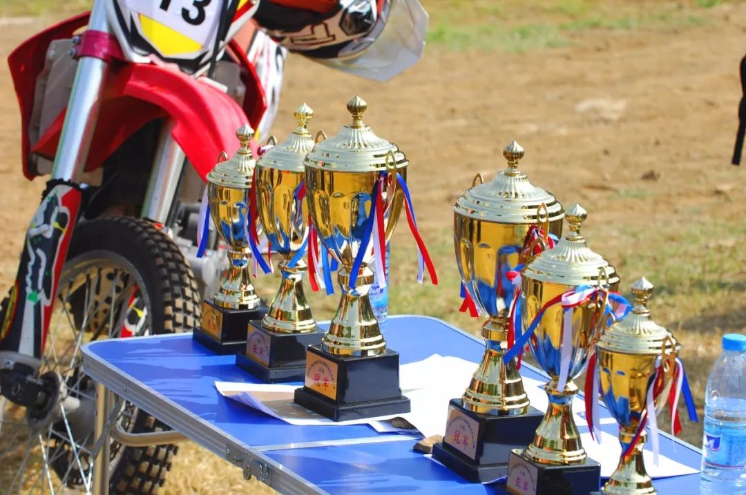 夏天里的一把火——2018徐州坦克山越野摩托车耐力赛
