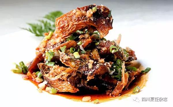 特色秘制凉拌鱼麻辣鲜香,12道工艺秘制地道川菜