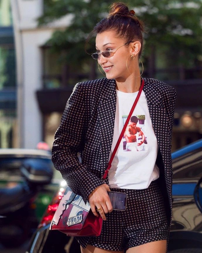 国潮崛起李宁的逆袭之路,国潮李宁的巅峰和衰落