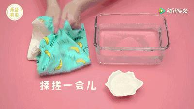 白色的衣服染上了红色怎么能洗掉,不管衣服染什么这几招都能洗掉