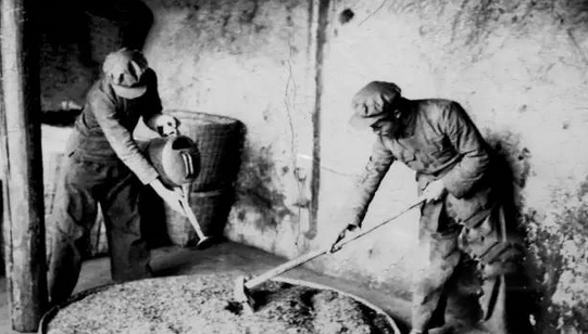 中茶牌红印圆茶,中茶传承大红印