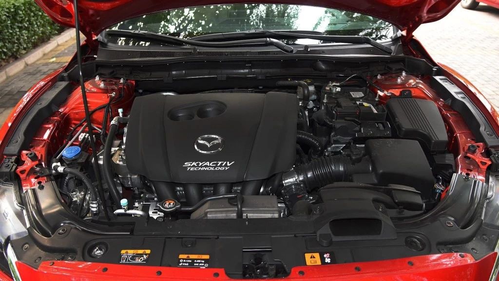 全新本田雅阁对比阿特兹！20万运动中型车该如何选择？