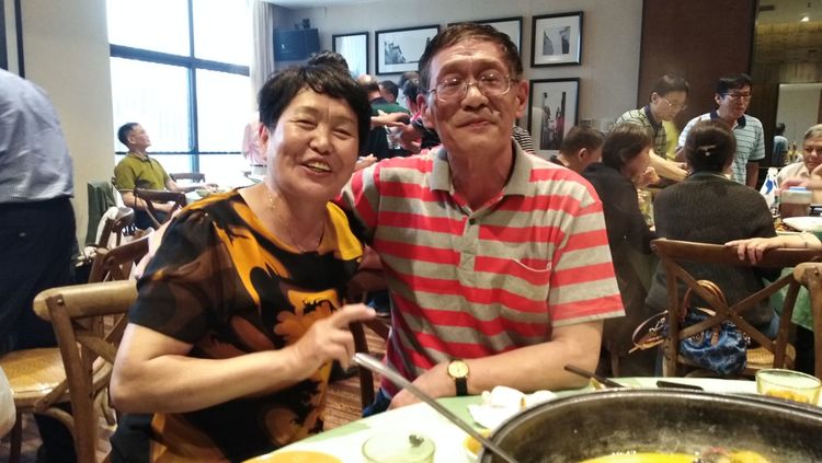 干岔子一，二队老知青久别重逢，共忆黑土情长