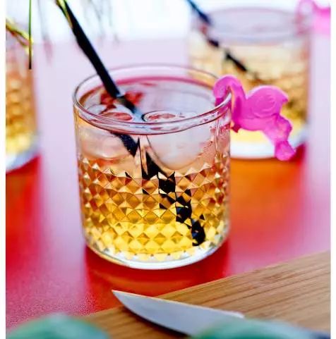 宜家玻璃制品屡屡爆炸的真相，教你这样选水杯才放心！