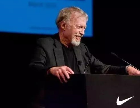 混不出名堂就要回家继承家业,混不下去回家继承家产