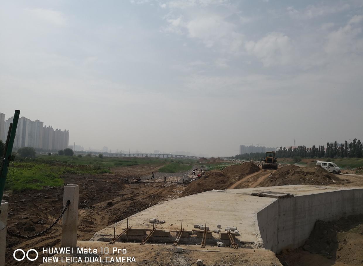 汾河公园跑马拉松,30度高温马拉松