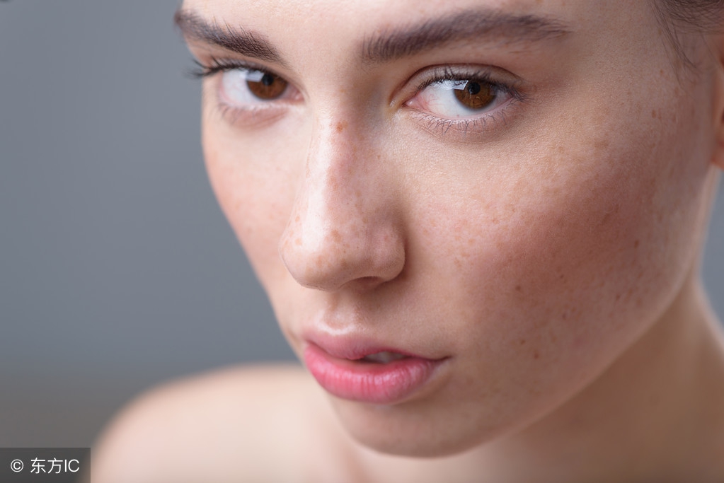 脸上长斑吃什么调理祛斑,脸上长斑吃什么中药调理