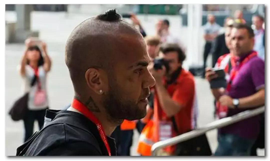 发型心理学,足球运动员发型重要性