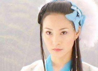 两人同演《穿越时空的爱恋》走红,今一人霸屏多年,她却无戏可拍