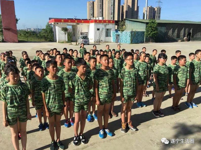 厦门小小特种兵夏令营,少年兵军事夏令营