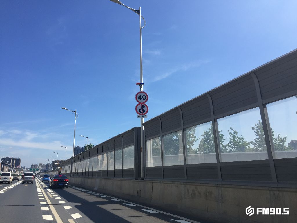 万家丽高架最新路况,万家丽高架人民路上行匝道封路