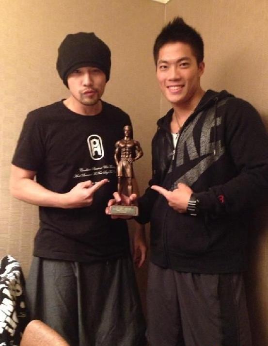 为啥说周杰伦是喝奶茶变胖的,周杰伦身材发福喝奶茶