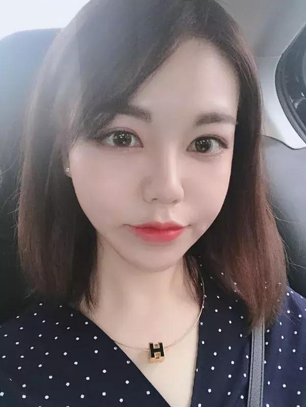 编辑部化妆包大公开，夏天我们凭本事美