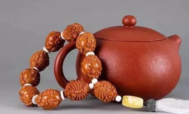 戴什么手串对男人身体好,男士戴小凤眼手串的好处