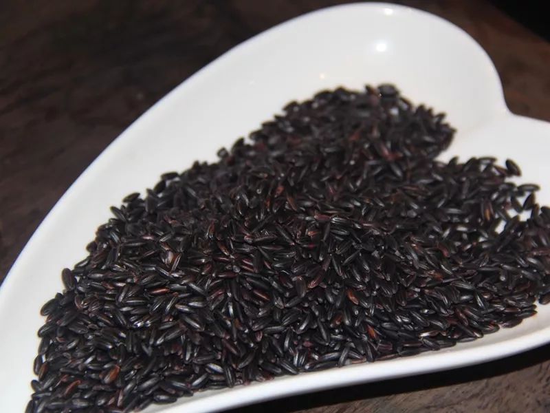 这碗五谷杂粮,满足了你对米饭的一切想象