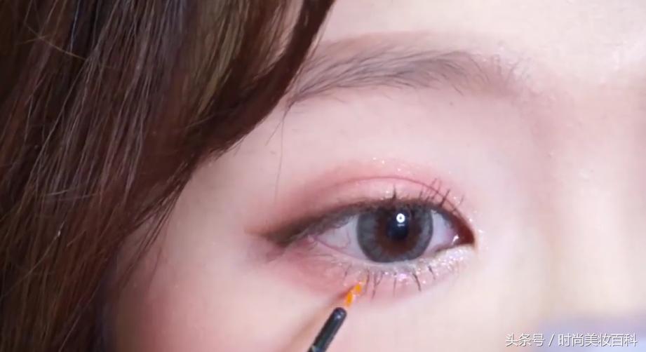 眼妆教程樱花盘,樱花眼妆教程初学者