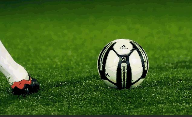 电梯球落叶球香蕉球区别,c罗电梯球绝技原理