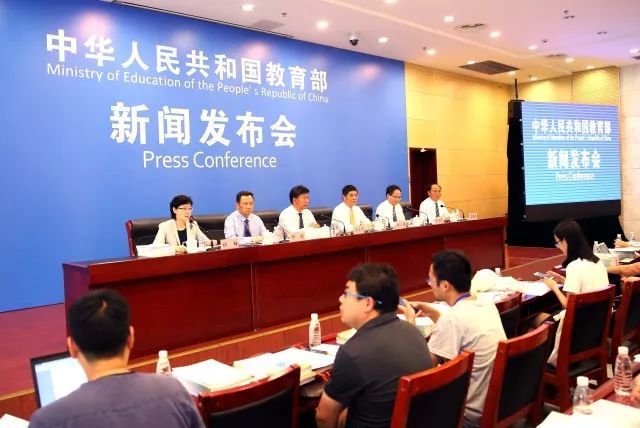 我们一起看球去，奋进之笔“1+1”第六站来了！