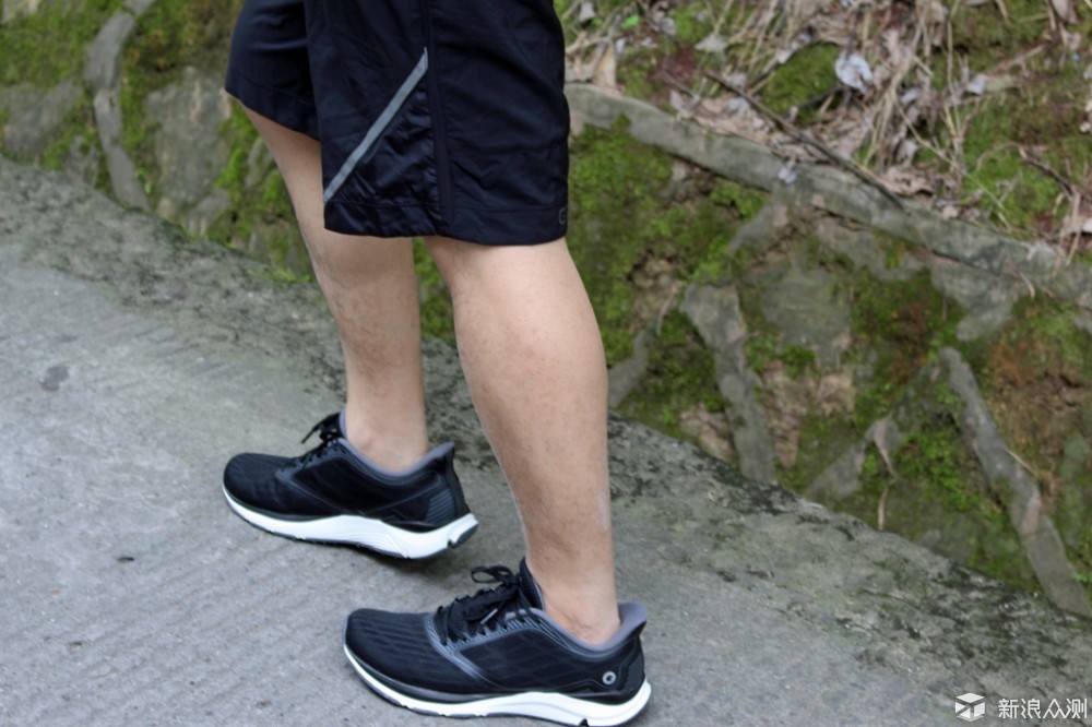 羚羊跑步鞋测评,amazfit羚羊轻户外跑鞋脱胶