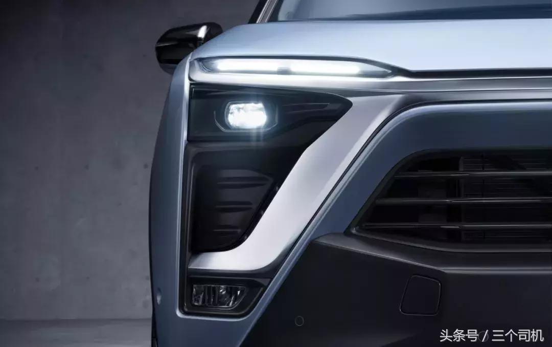 百公里提速4.4秒,50万购买这款纯电7座SUV,但续航仅355公里