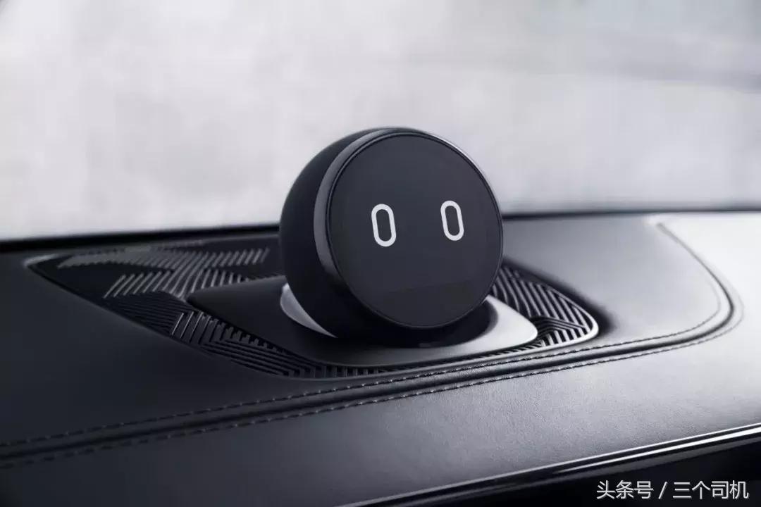 百公里提速4.4秒,50万购买这款纯电7座SUV,但续航仅355公里