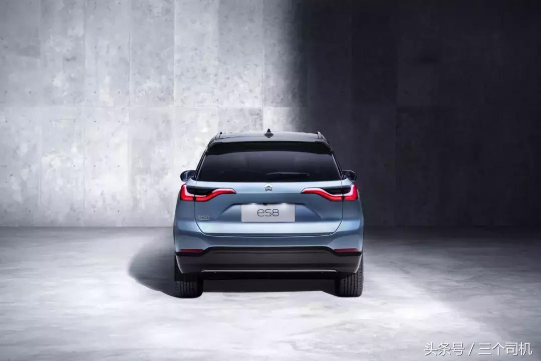 百公里提速4.4秒,50万购买这款纯电7座SUV,但续航仅355公里