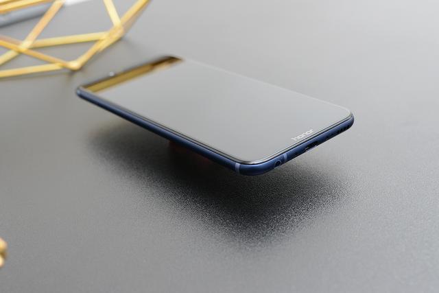 荣耀play深度评测,荣耀play6tpro评测视频