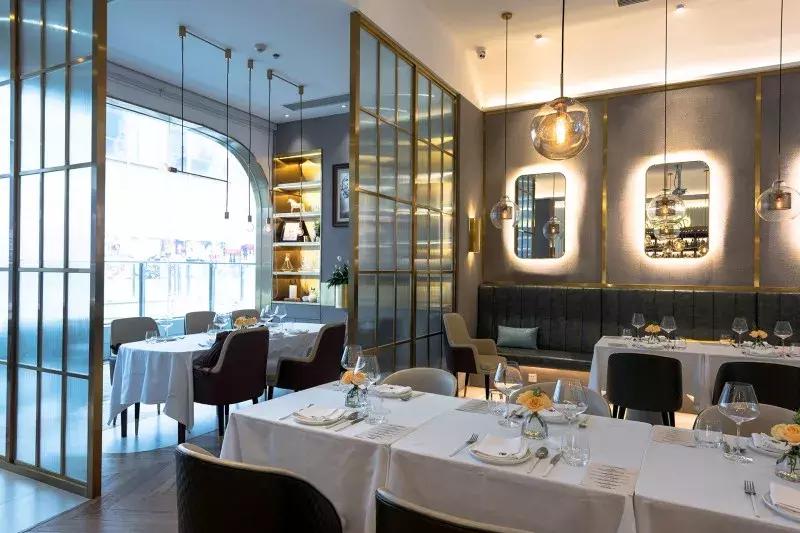 新天地开业的美食广场,新天地时尚购物中心美食