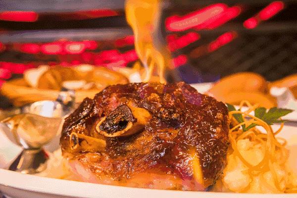 新天地开业的美食广场,新天地时尚购物中心美食