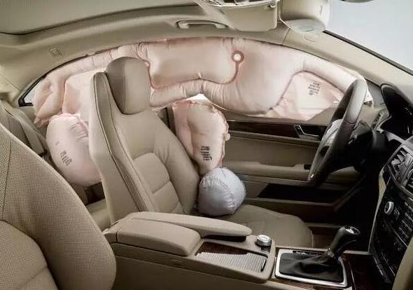 买真皮座椅的车放座垫,车上真皮座椅有必要套座套吗