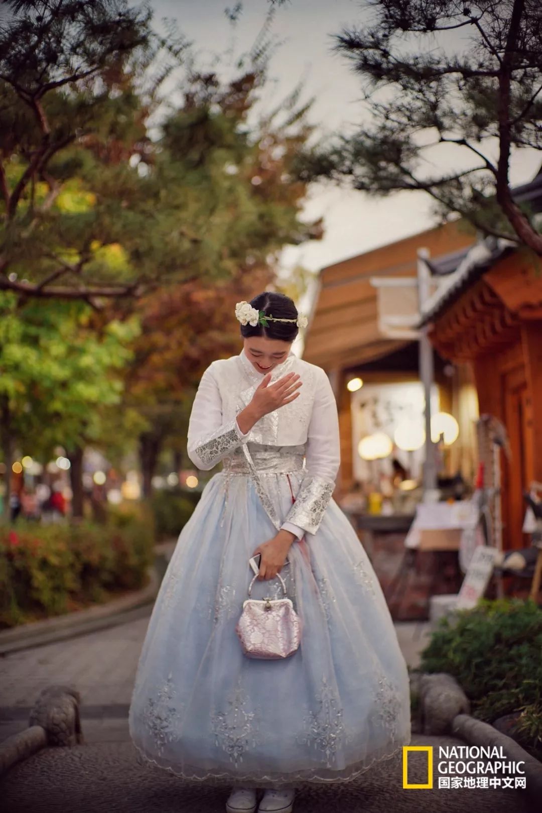 韩国足球的犯规艺术,韩国踢足球犯规现场