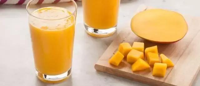 夏日芒果冰沙,蜜瓜芒果冰沙