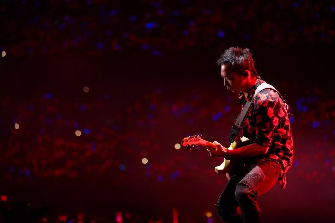 回到*月天五**，永远不会太迟