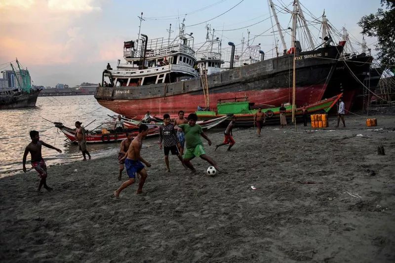 中国踢不进世界杯原因分析,为什么看国外足球比看国足多