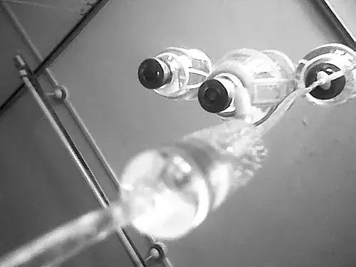 输液拔针发青怎么消除,输液拔针后有淤血如何消除