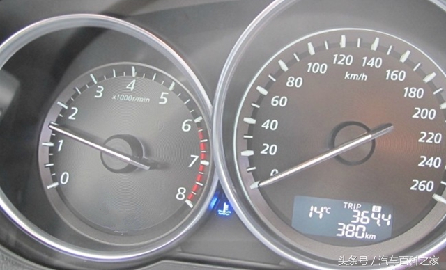 手动挡坡道停车与起步要回空挡吗,手动挡坡道起步动力不足怎么办