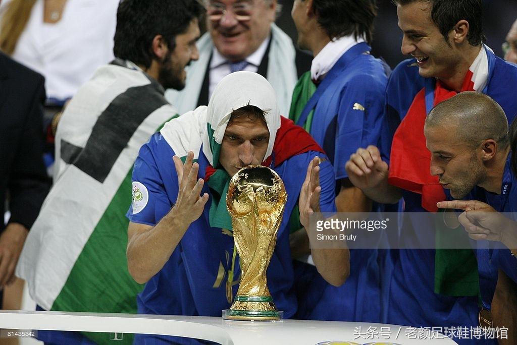 2006年世界杯，意大利带puma攀升巅峰，山猫帮人海战术大获成功