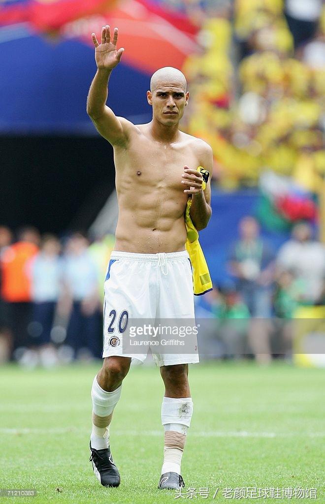 2006年世界杯，意大利带puma攀升巅峰，山猫帮人海战术大获成功