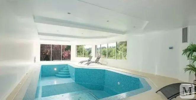 梅西豪宅c罗豪宅,梅西和c罗的别墅叫什么