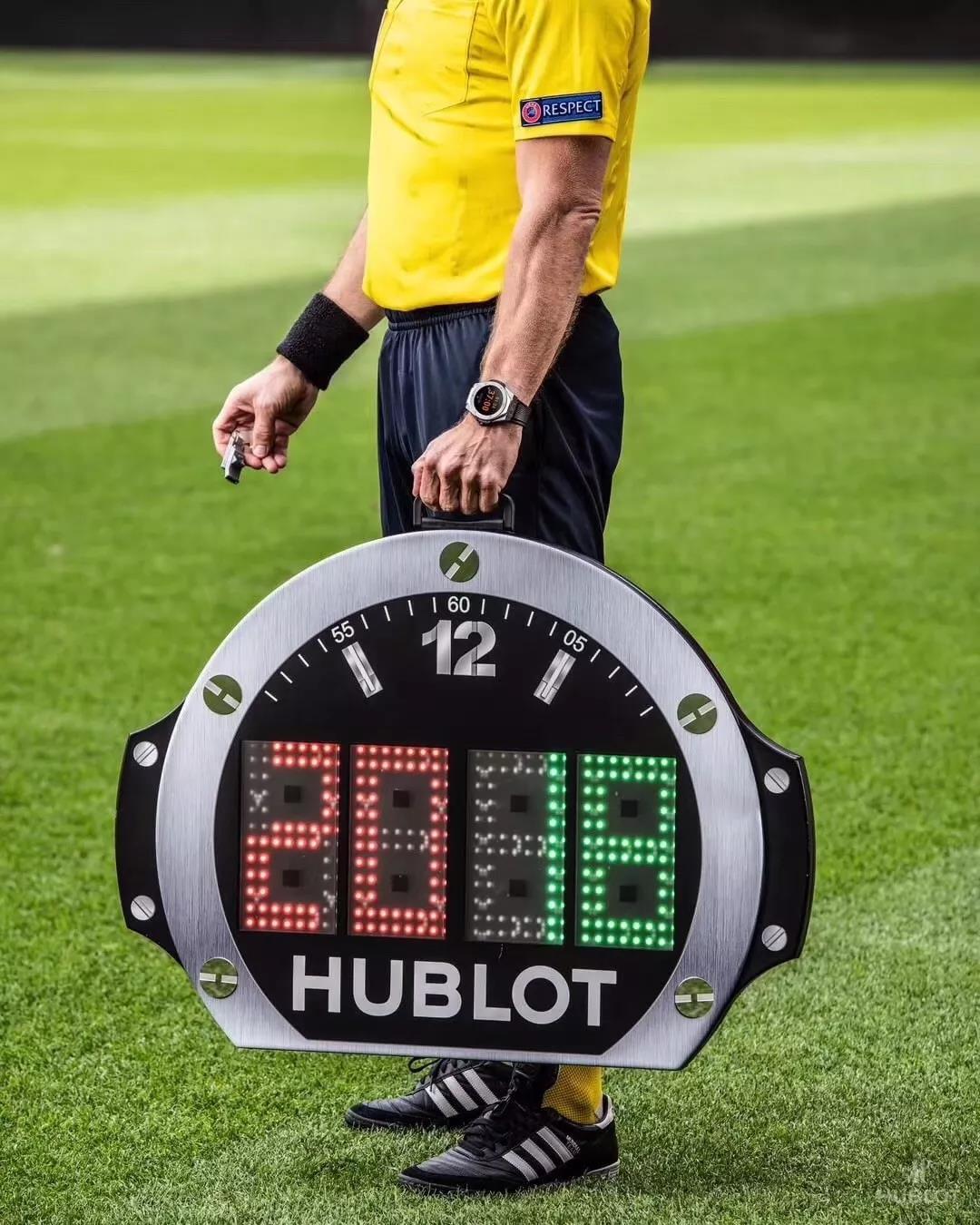 世界杯德国队昨晚凉凉，南宁球迷们想好要典当什么手表奢侈品了吗