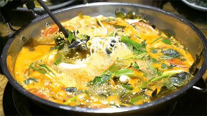 最出名的酸汤鱼,地道美食酸汤鱼推荐